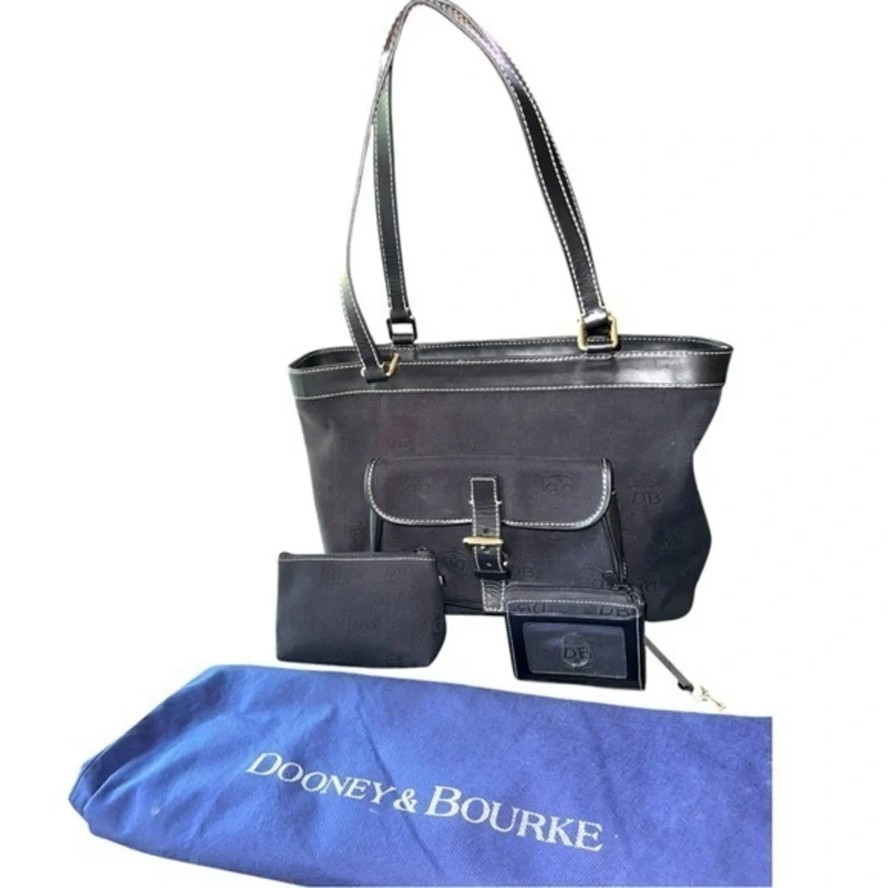 Dooney & Bourke East/West Shoulder Bag Signature Jacquard Canvas Black +Extras